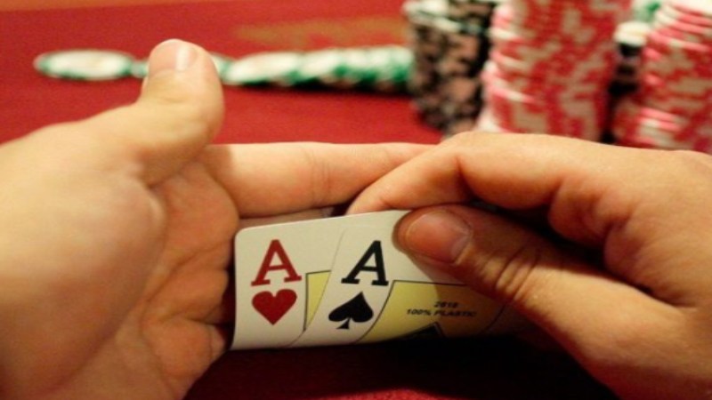 Ý nghĩa của việc mơ đánh bài phỏm